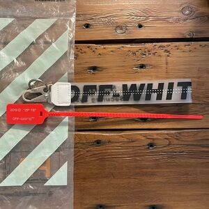 Off l-White Industrial Rubber Keychain Bag Clip Zip Tie 2013 Weight Securing